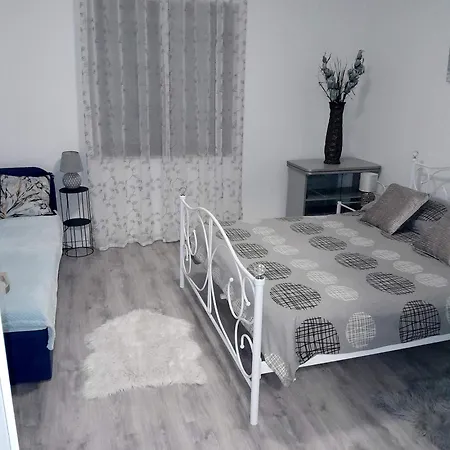 Diana Apartment Porec